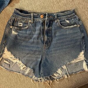 AE JEAN SHORTS